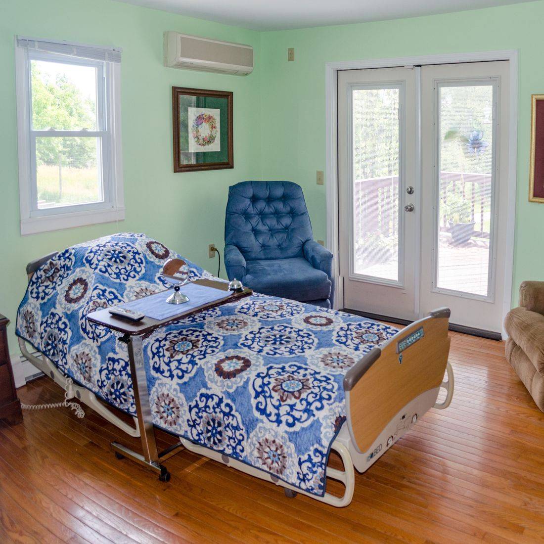 Inside Hospeace House